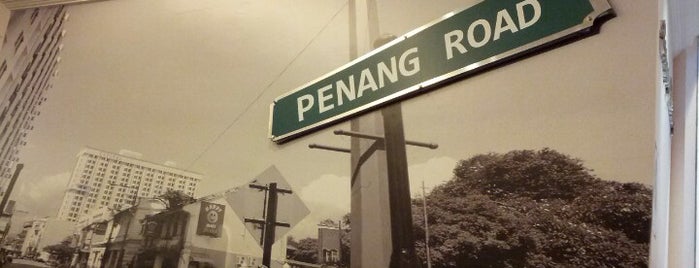 Simply Penang is one of สถานที่ที่ Dyah ถูกใจ.