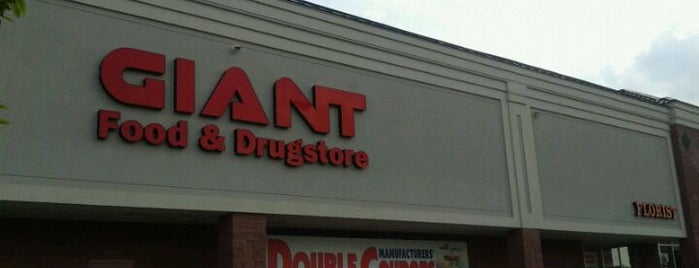 Giant Food Store is one of Jim’s Liked Places.