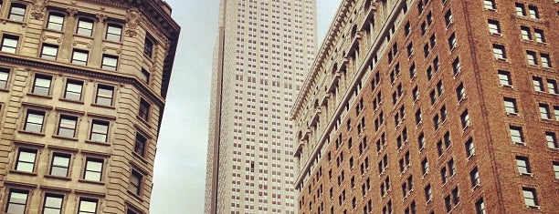 Empire State Binası is one of Modern architecture in nyc.