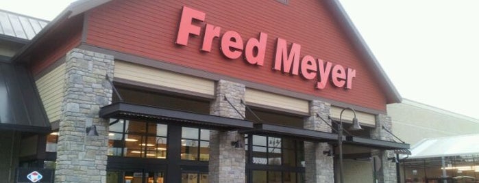 Fred Meyer is one of Lugares favoritos de Jacob.
