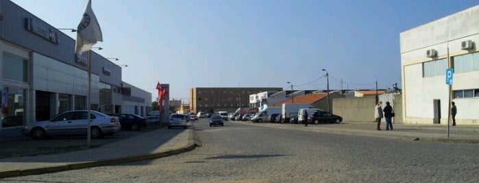 Zona Industrial de Espinho is one of Lieux qui ont plu à Elizabeth Marques 🇧🇷🇵🇹🏡.