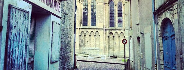 Bayeux is one of Weekend en Normandie.