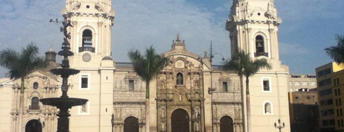 Iglesia Basílica Catedral Metropolitana de Lima is one of Must place to visit in PERU.