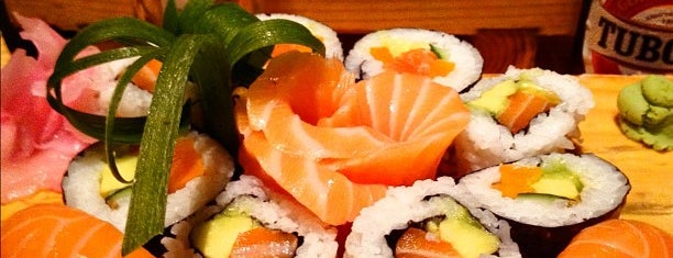 HaSushiya is one of Lugares favoritos de Laura.