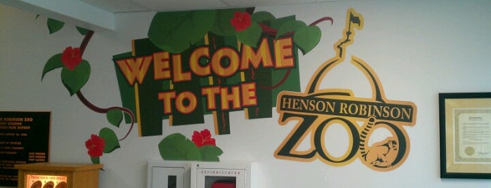 Henson Robinson Zoo is one of Tempat yang Disukai Noah.