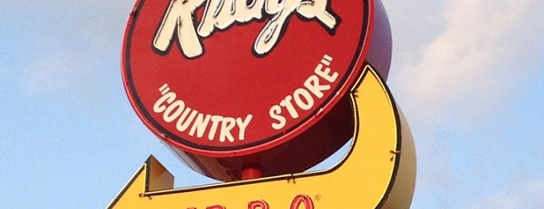 Rudy's Country Store And Bar-B-Q is one of สถานที่ที่ KW. ถูกใจ.