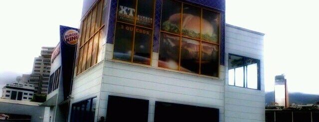 Burger King is one of Tempat yang Disukai Dairo.