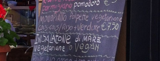 Osteria Delle Erbe is one of Mangiare vegan a Milano.