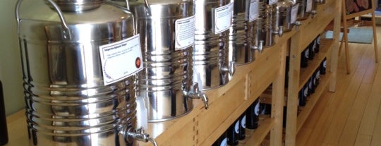 The Olive Oil Shops is one of Lugares favoritos de Rick.