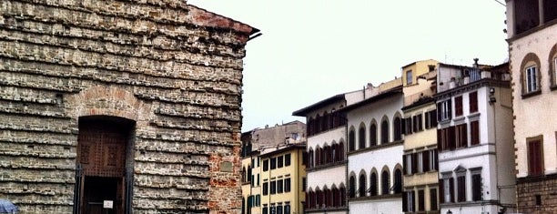 Piazza San Lorenzo is one of Florence hot spots.