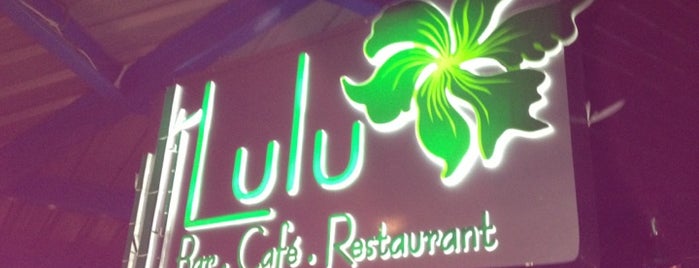 Lulu Bar Cafe Restaurant is one of Locais curtidos por Sopitas.