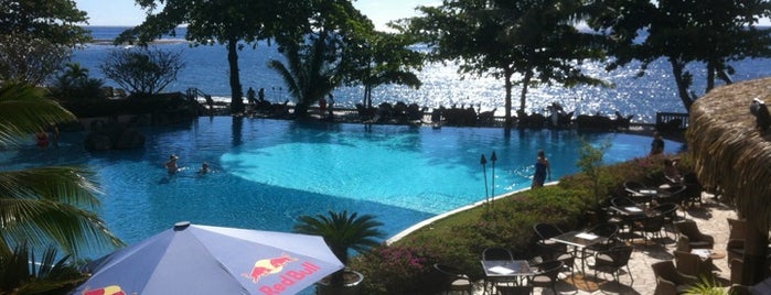 Radisson Plaza Resort Tahiti is one of world best hotels.