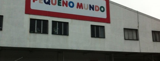 Pequeño Mundo is one of Tiendas de Ropa y Zapaterías.