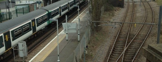 Mitcham Junction Railway Station (MIJ) is one of Locais curtidos por Vito.