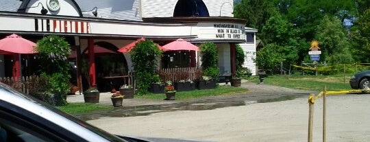 Big Picture Theater & Cafe is one of Eric : понравившиеся места.