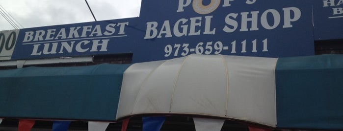 Pop's Bagels is one of Tempat yang Disukai Glen.