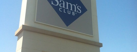 Sam's Club Fuel Center is one of Posti che sono piaciuti a alethia.