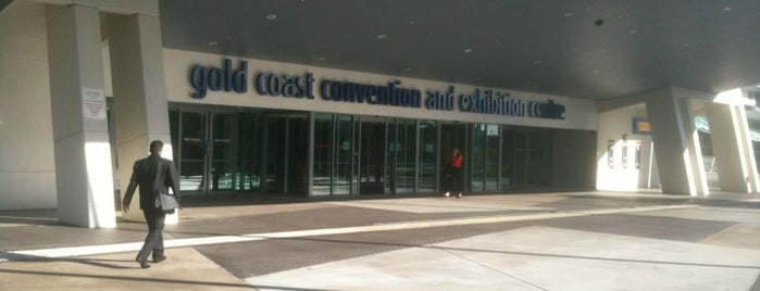 Gold Coast Convention and Exhibition Centre is one of Tempat yang Disukai Lauren.