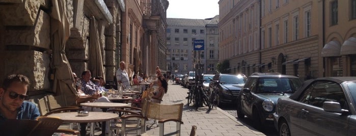 Barista is one of Munich Bars.