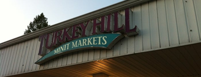 Turkey Hill Minit Markets is one of Tempat yang Disukai Mary.