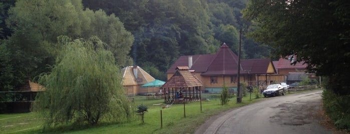 Волейбольний майданчик / Volleyball court is one of Спорт Закарпаття.