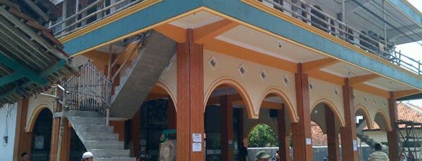 Masjid At Taqwa Kutowinangun is one of สถานที่ที่ Mas ถูกใจ.