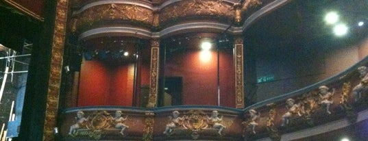 Harrogate Theatre is one of Lieux qui ont plu à Curt.