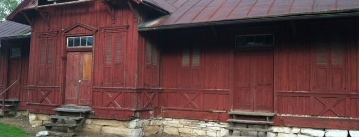 Pleasant Valley Old Train Station is one of Tommy 님이 좋아한 장소.