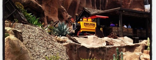 Calico Mine Ride is one of Orte, die Fernando gefallen.