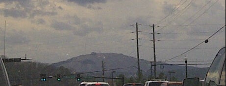 Stone Mountain is one of Locais curtidos por Dee.