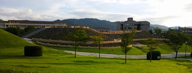三ツ城公園 is one of 日本の歴史公園100選 西日本.