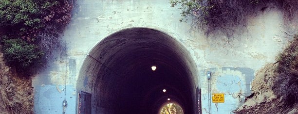 Back to the Future & Who Framed Roger Rabbit Tunnel is one of BTTF Filming Locations.