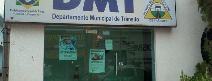 DMT - Departamento Municipal de Trânsito is one of Favoritos.
