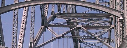 Bourne Bridge is one of Tempat yang Disukai Sangria.