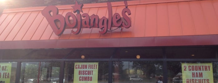 Bojangles' Famous Chicken 'n Biscuits is one of Orte, die Nick gefallen.