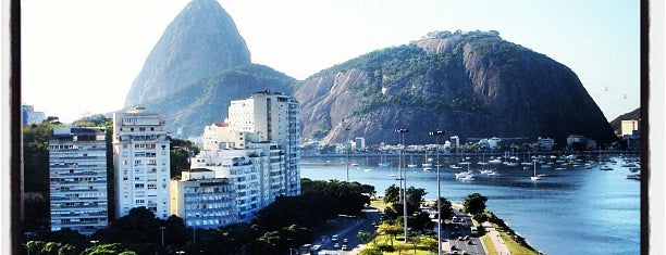 Botafogo is one of Destaques do percurso da Maratona e Meia do Rio.