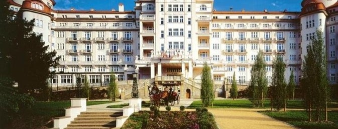 Hotel Imperial is one of Posti che sono piaciuti a TAŞO.