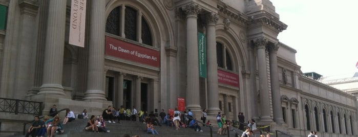 Museu Metropolitano de Arte is one of Things To Do In NYC.