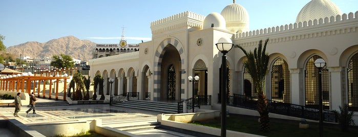 Al-Sharif Al-Hussein bin Ali Mosque is one of Aqaba.