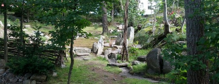Japansk trädgård is one of สถานที่ที่ Henrik ถูกใจ.