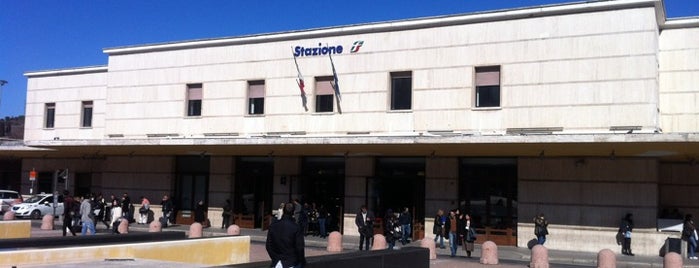Stazione Siena is one of Lugares guardados de egor.