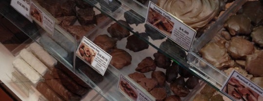 South Bend Chocolate Company is one of สถานที่ที่บันทึกไว้ของ Kimmie.