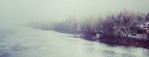 Pont Jordi-Bonet is one of Stéphanさんのお気に入りスポット.