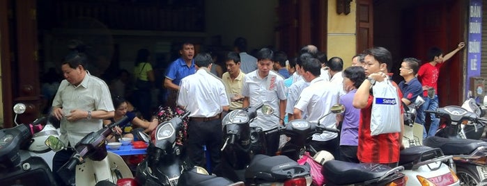 Phở Gia Truyền Bát Đàn is one of Hanoi's Top Street Eats.