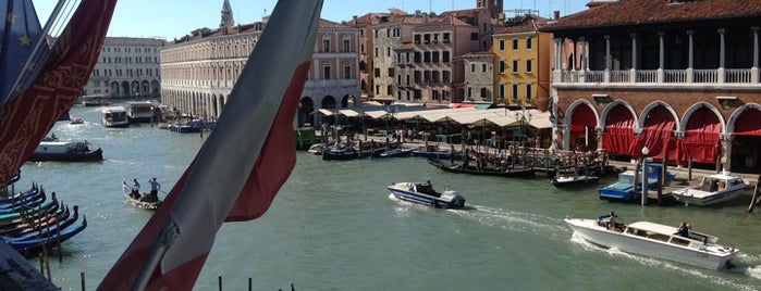 Ca' Sagredo Hotel Venice is one of Hungry Domaine'nin Beğendiği Mekanlar.