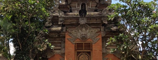 Puri Saren Ubud (Ubud Palace) is one of Bali Lombok Gili.