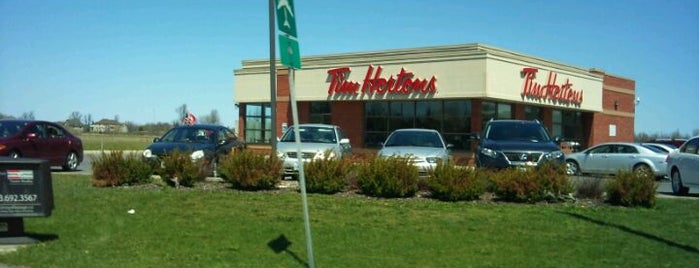 Tim Hortons is one of Tempat yang Disukai Jenny.