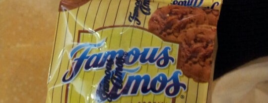 Famous Amos is one of ꌅꁲꉣꂑꌚꁴꁲ꒒'s Saved Places.