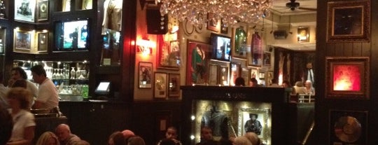 Hard Rock Cafe London is one of MY FAVORITES.