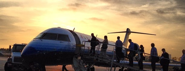 John Wayne Airport (SNA) is one of Quest's Airports.